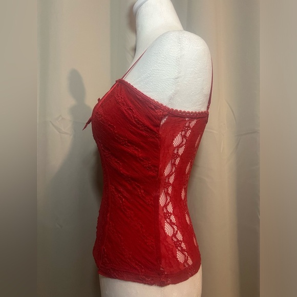 XoXo Collection Vintage Lined Lace Cami with BraTop - Picture 5 of 6